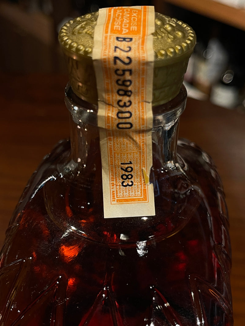 Crown Royal old bottle 1983 40% 750ml