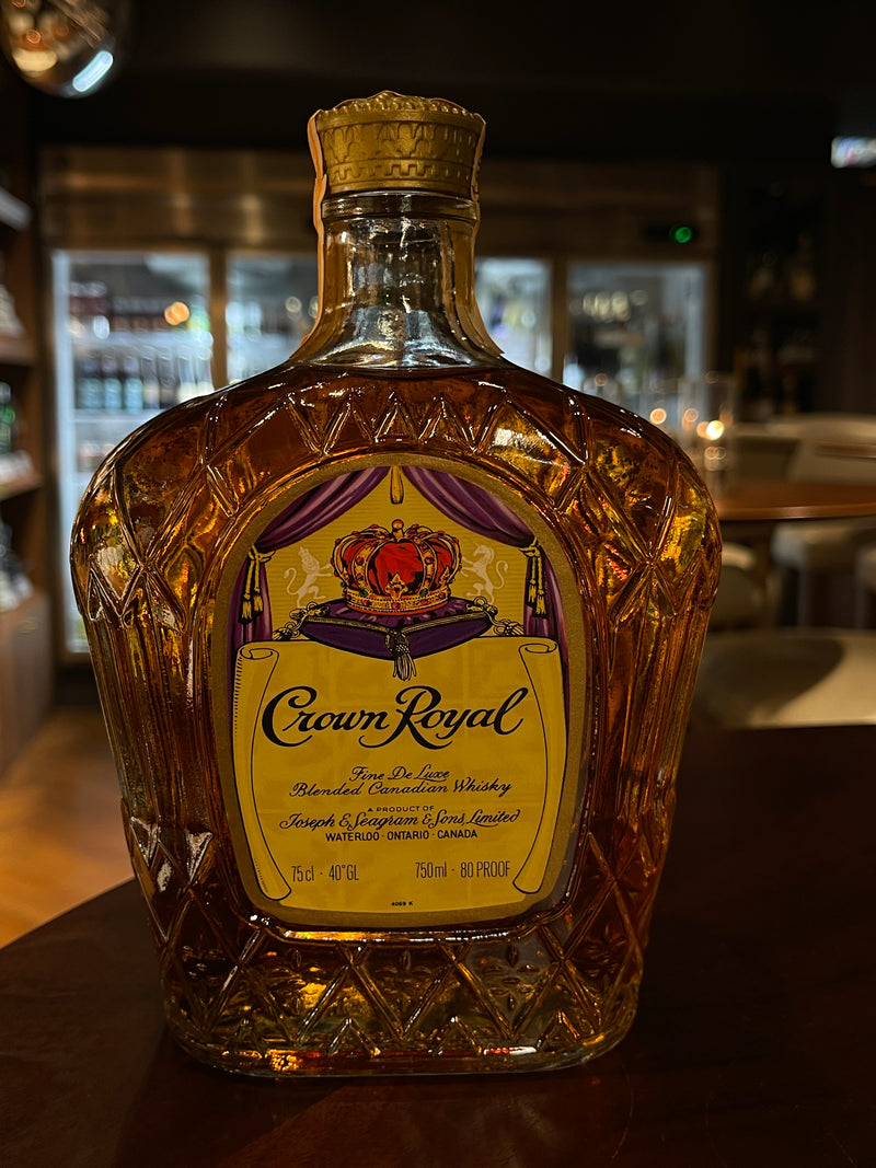 Crown Royal old bottle 1983 40% 750ml