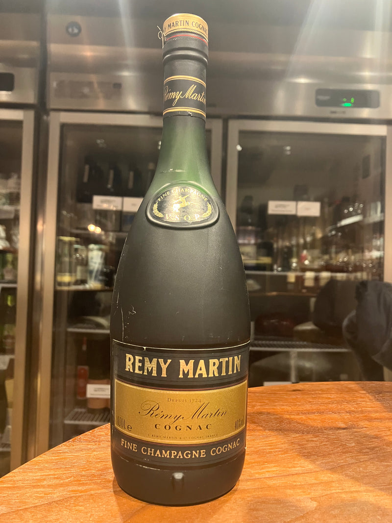 REMY MARTIN　VSOP　 Fine Champagne COGNAC　700ml　40％