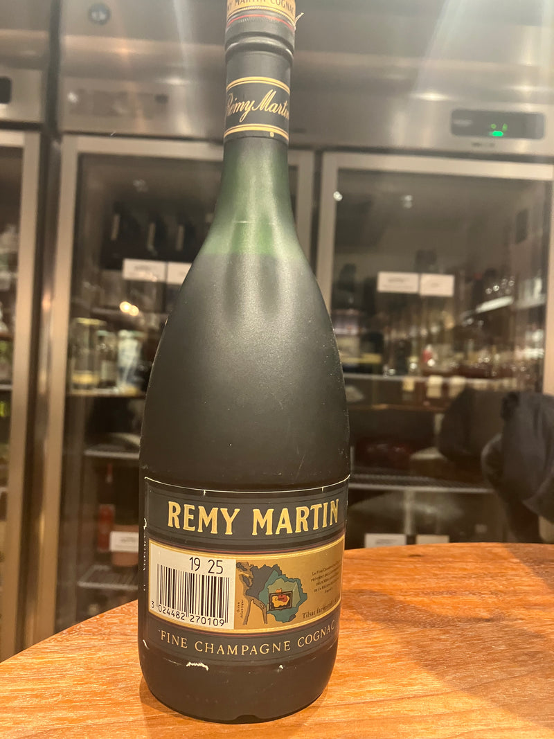 REMY MARTIN　VSOP　 Fine Champagne COGNAC　700ml　40％