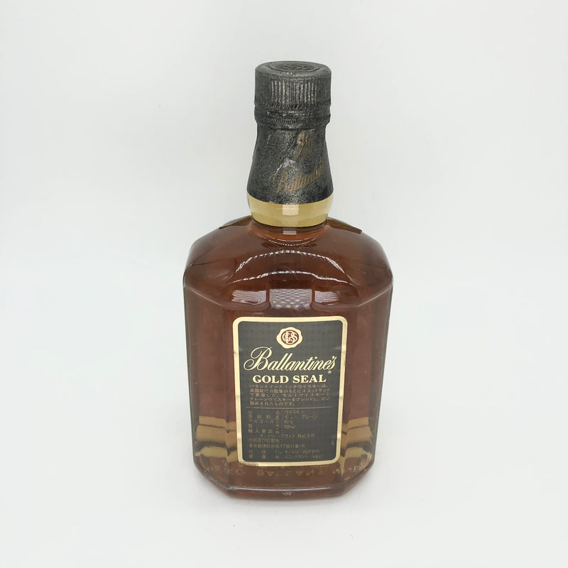 Ballantaine’s 12y Gold Seal old bottle